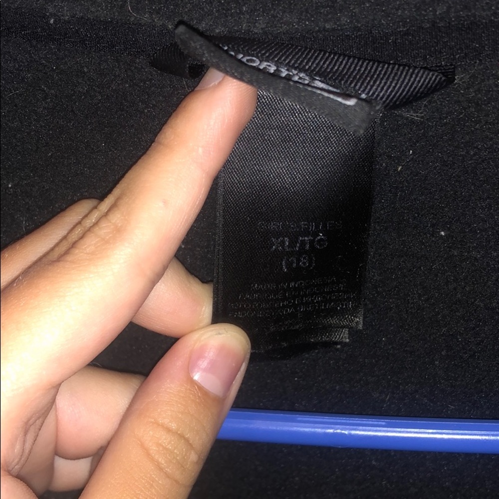 North face jacket - Picture 2 of 3